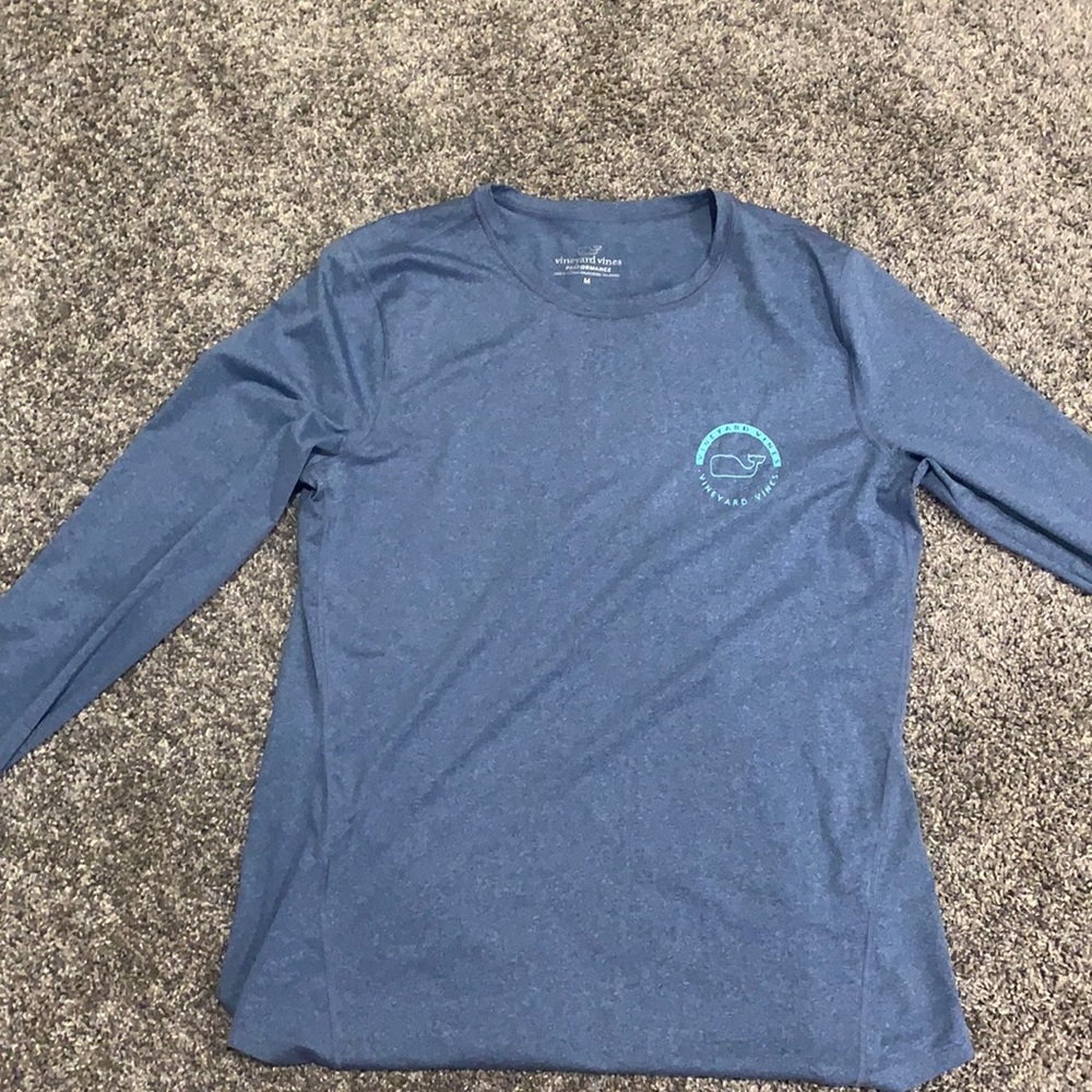 Vineyard vines performance T-shirt